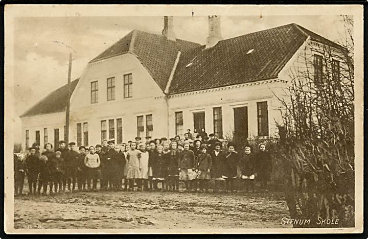 Stenum skole pr. Brønderslev. Marius Jensen no. 2161.