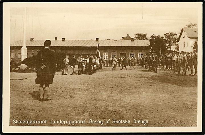 Sdr. Vilstrup. Skolehjemmet Landerupgaard. Besøg af skotske drenge. Stenders no. 61157.