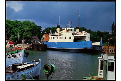 Nakkehoved, M/S, færge i Rørvig havn. Trojaborg no. RØ5.