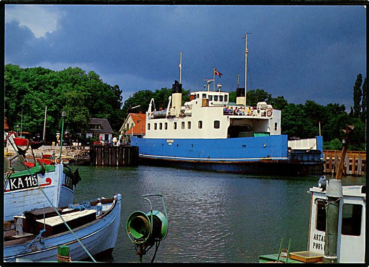 Nakkehoved, M/S, færge i Rørvig havn. Trojaborg no. RØ5.