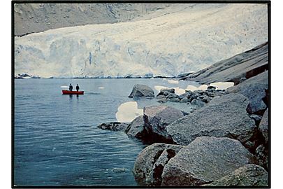 Bræ i Tasermiutfjorden, Sydgrønland. KGH no. 9.  Grønlund Publishers, Foto Hans C. Christiansen. (Uden tiltryk Grønlands Postvæsen).