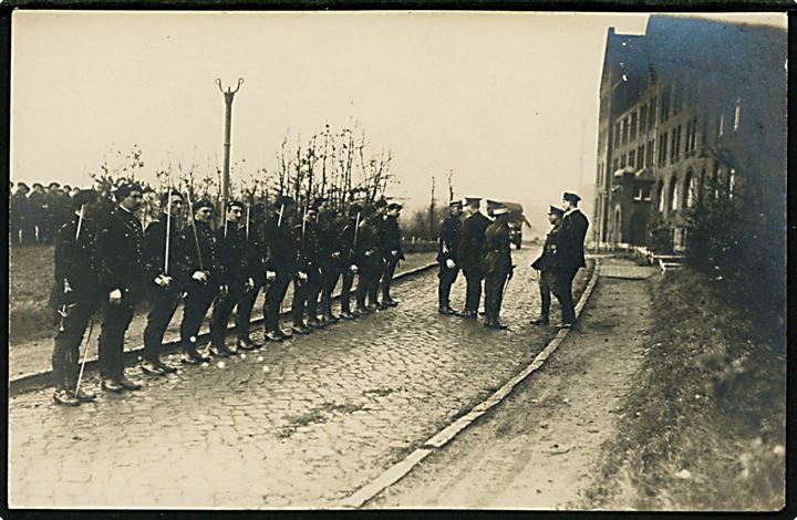 Genforening. Franske CIS-styrker 22e Bataillon de Chasseurs Alpins ved Sønderborg Kaserne 1920. Fotokort u/no.