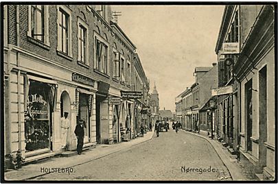 Holstebro. Nørregade med mange gadefacader. Stenders no. 8215.