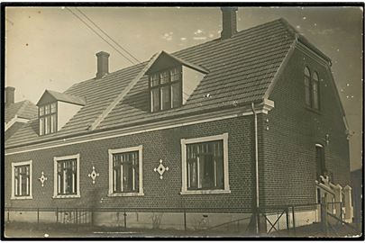 Gammelt hus. Fotokort anvendt i Korsør. 