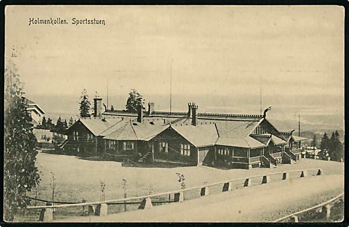 5 øre Posthorn på brevkort (Holmenkollen, Sportsstuen) fra Kristiania d. 9.8.1912 til baadsmand ombord på panserskibet Olfert Fischer via Brevpostkontoret i København. 