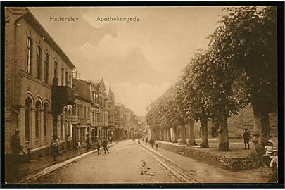 Haderslev, Apothekergade. C. Nielsen no. R1438.