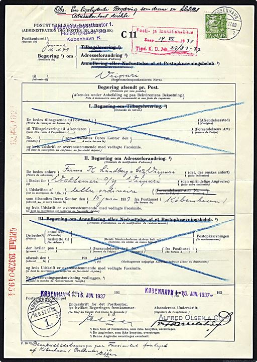 40 øre Karavel annulleret København 1 sn2 d. 16.5.1937 som gebyr på international C11 formular - F.16 11/34 - vedr. begæring om adresseforandring på brev afsendt d. 15.6.1937 til Viipuri, Finland. Violet stempel fra Indleveringspostkontor 1 i København og rødt stempel fra det finske postvæsen d. 19.6.1937. Sjælden international formular. Folder.