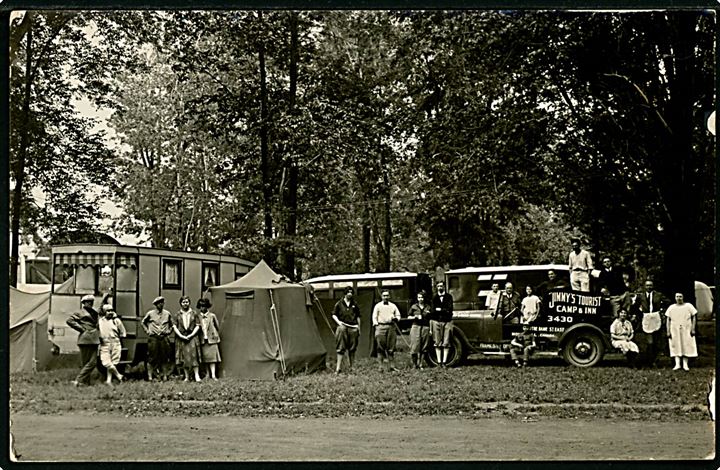 Canada. Jimmy's Turist Camp & Inn. Stedet med de Skrappe piger - Korte skørter og uden bukser!! (I følge teksten!). Fotokort. 