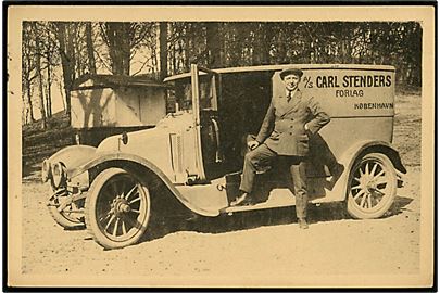 Automobil fra A/S Carl Stenders Forlag med chauffør Albert Svendsen. Stenders u/no. Frankeret med 10 øre Bølgelinie med perfin C.S og sendt som tryksag med fortrykt besøgsanmeldelse fra København d. 16.10.1922 til Odder. 