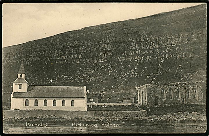 Færøerne, Kirkebø, kirke og kirkeruin. Lytzen no. 27559.