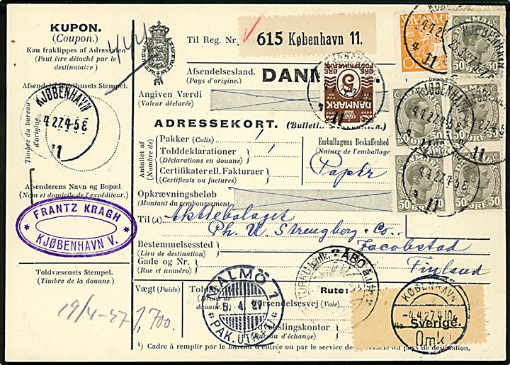 5 øre Bølgelinie, 30 øre Karavel og 50 øre Chr. X (5) på 285 øre frankeret internationalt adressekort for pakke fra Kjøbenhavn d. 4.4.1927 via Malmö og Åbo til Jacobstad, Finland. Et 50 øre mærke med rift.