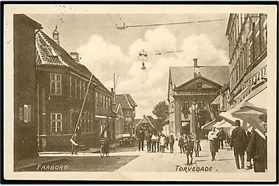 Faaborg, Torvegade med apotek. H. Bierring & Co. no. 4.