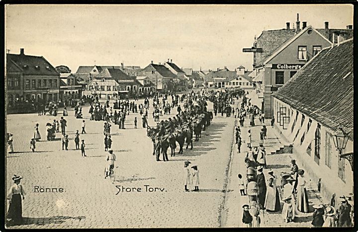 Rønne, Store Torv med militærparade. F. Sørensen no. 2.