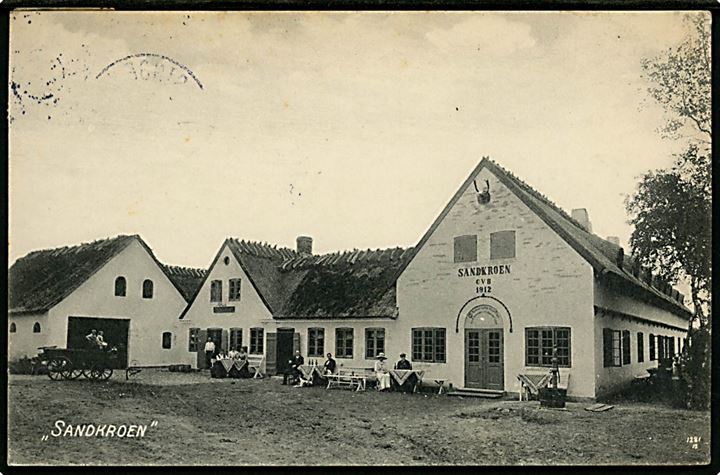 Sandkroen ved Frederiksværk. A. Jensen u/no. Frankeret med 5 øre Chr. X annulleret med stjernestempel TIDSVILDELEJE og sidestemplet Helsinge d. 11.8.1915.