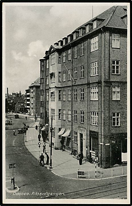 Odense. Hjørnet af Klaregade og Filosofgangen. Stenders Odense no. 584.