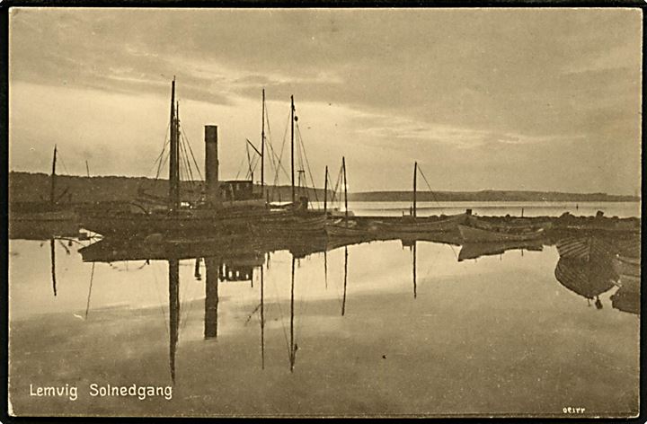 Lemvig. Solnedgang over havnen. Stenders no. 44190.