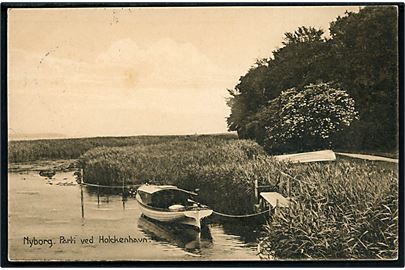 Nyborg, Holckenhavn med lille motorbåd. Stenders u/no.