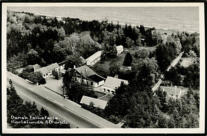 Karlslunde strand, Dansk Folkeferie. Luftfoto Sylvest Jensen / Stenders no. 97518.