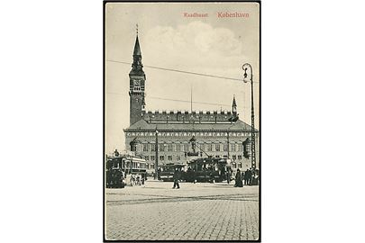 Købh., Raadhuspladsen med flere sporvogne. C.R. no. 158.