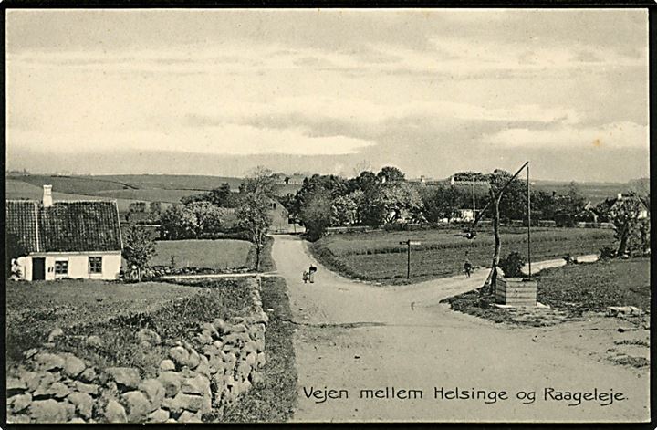 Vejen mellem Helsinge og Raageleje med vandpost. C. F. u/no.