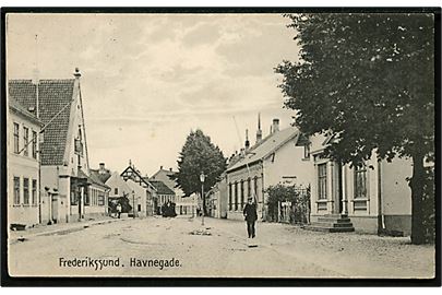 Frederikssund, Havnegade. J. J. Ebbesen no. 20778.