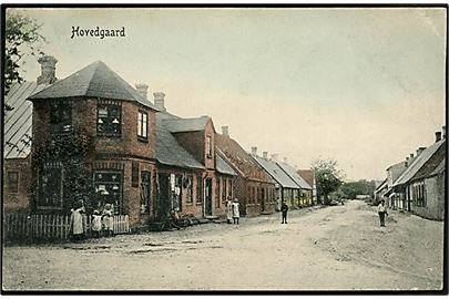 Hovedgaard, gadeparti med købmandshandel. P. Alstrup no. 4854.