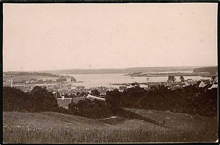 Svendborg, udsigt fra Ovines Høj. Fotografi 9x14 cm.