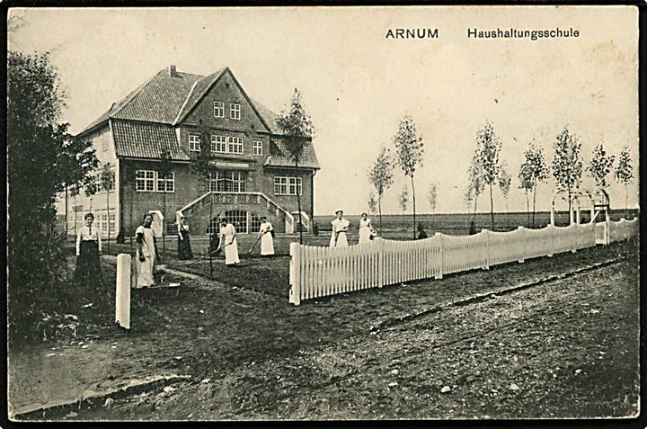 Arnum. Husholdningsskolen. W. Schützsack no. 74722.