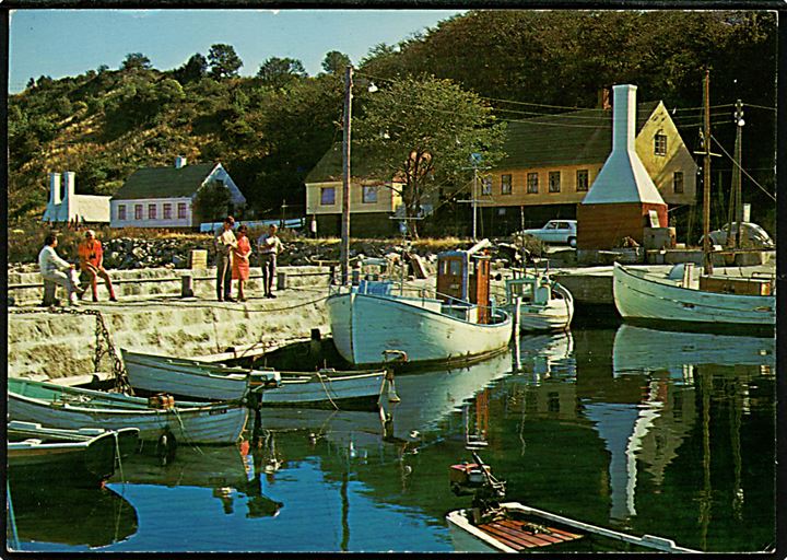 Bornholm, Helligpeder med havn og fiskefartøjer. Rudolf Olsen no. 1721.