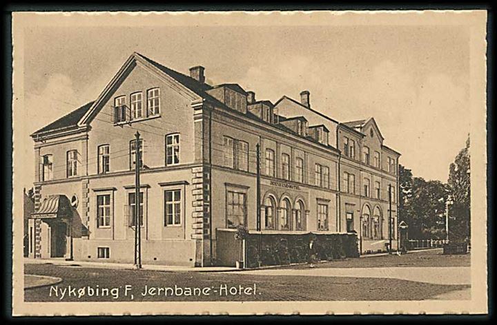 Jernbanehotellet i Nykøbing Falster. V. Kristoffersens Boghandel u/no.