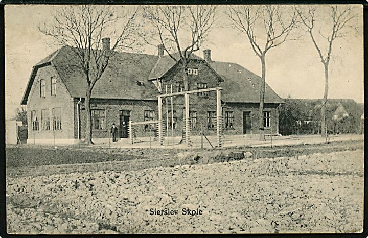 Sierslev skole ved Store Heddinge. R. Thomsen no. 3666. Løst.