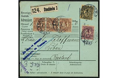 8 øre, 30 øre (vandret 3-stribe) og 1 kr. Gustaf på 198 öre internationalt adressekort for pakke fra Stockholm d. 8.9.1914 via Raumo og St. Petersborg til Libau i Letland, Rusland. 