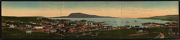 Thorshavn. 3-fløjet panoramakort. A. Brend u/no. 2 nålehuller efter opsætning. 