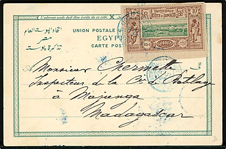 Egypten, Souvenir d'Egypte med Nilen, pyramider og kvinde. Frankeret med Fransk Somalikyst 10 c. utakket annulleret med svagt stempel i Djibouti d. 4.8.1900 til Majunga, Madagascar. 