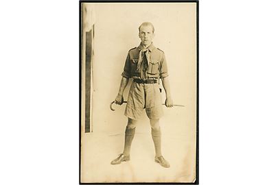 Spejder leder - muligvis den svenske leder Pontus Lönberg. Fotokort fra 1920'erne