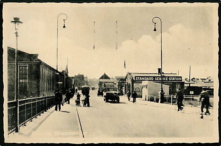 Randers, Strømmen med Standard Service Station. Rudolf Olsen no. 6951.