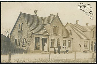 Uggerslev, Forretningen Godthaab. Fotokort u/no.