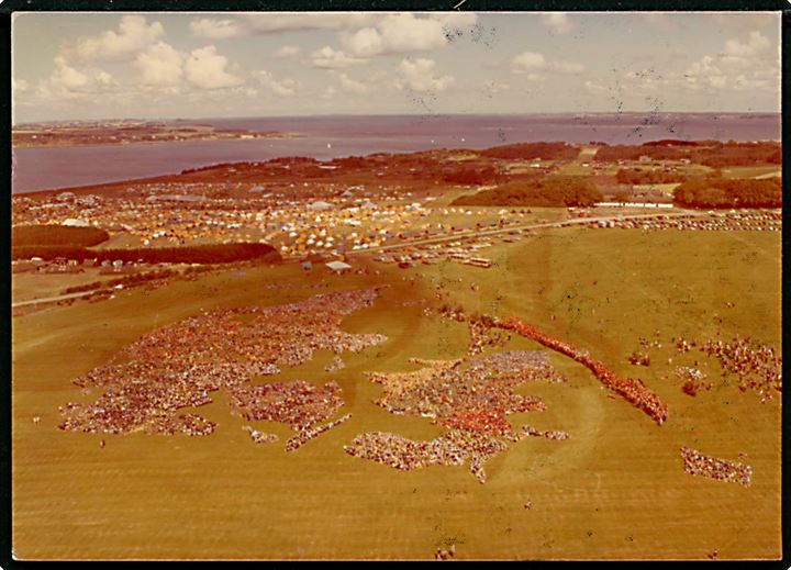 70 øre Kalkmaleri på spejder brevkort (Det danske Pigespejderkorps) annulleret med spejder særstempel Farsø Korpslejr 1974 * Det danske Spejderkorps * d. 29.7.1974 til Kalundborg.