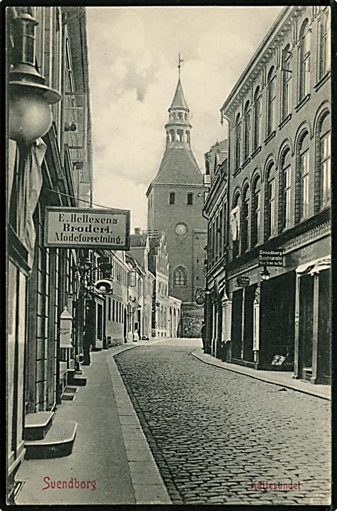 Svendborg. Kattesundet med E. Hellesens Broderi og Modeforretning. Warburgs Kunstforlag no. 965.