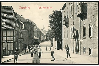 Svendborg. Sct. Nicolaigade. Warburgs Kunstforlag no. 4674. 