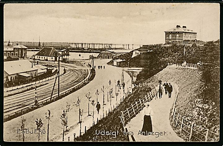 Esbjerg. Udsigt fra Anlæget. Esbjerg Papirforsyning no. 13033.