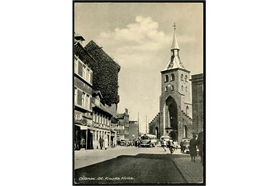 Odense, St. Knuds kirke med bybusser. Rudolf Olsen no. 15574.