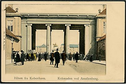 Købh. Kolonaden ved Amalienborg. Fritz Benzen no. 3.