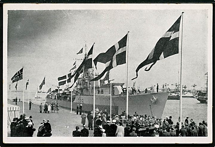 Norske destroyer HMS Stord (G26) under flådebesøg i København. I. Chr. Olsen no. 4.