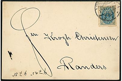 4 øre Tofarvet omv. rm. på tryksagskort med rejse-advis annulleret med svagt stempel i Frededricia (?) d. 2.4.1902 til Randers.