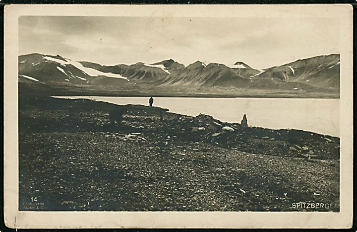 Svalbard / Spitsbergen. Hollændergrave (?). Mittet & Co. no. 14.