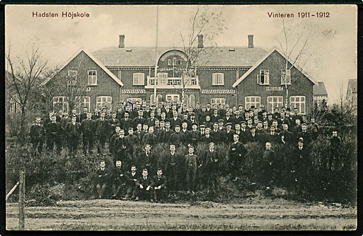 Hadsten, Højskole med vinterhold 1911-1912. P. Olsen no. 99521.