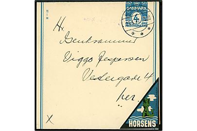4 øre helsagskorsbånd (fabr. 57-H) med 3-kantet mærkat fra Horsens Turistforening sendt som lokal tryksag i Horsens d. 29.6.1937. Dekorativ.