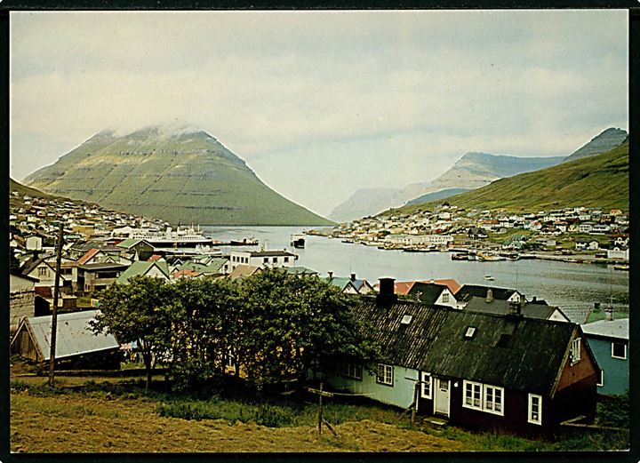 Klaksvik. Parti fra. Poul Hansen no. 143 901 055.