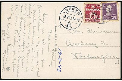 5 øre Bølgelinie og 10 øre Chr. X på brevkort annulleret med udslebet stjernestempel AARSDALE og sidestemplet brotype Vc Neksø B. d. 19.7.1943 til Vordingborg.